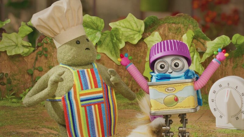 v.li.: Tiny Chef, Olly. – Bild: Paramount