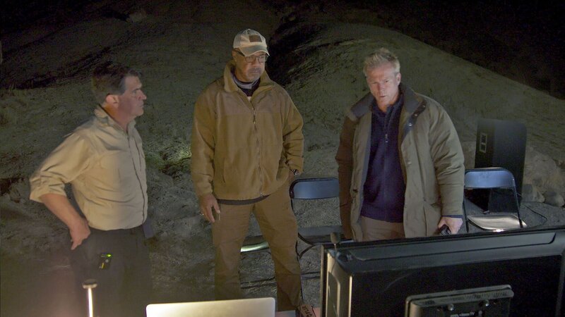 L-R: Erik Bard, Guy Blocker, Travis Taylor – Bild: THE HISTORY CHANNEL /​ A+E Networks