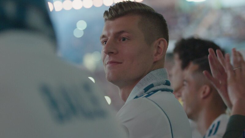Toni Kroos +++ Die Verwendung des sendungsbezogenen Materials ist nur mit dem Hinweis und Verlinkung auf RTL+ gestattet. +++ – Bild: RTL / Broadview Pictures Toni Kroos +++ Die Verwendung des sendungsbezogenen Materials ist nur mit dem Hinweis und Verlinkung auf RTL+ gestattet. +++ – Bild: RTL / Broadview Pictures