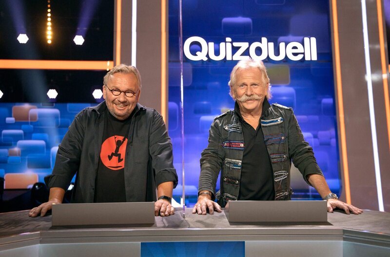 Die Kandidaten des Teams „Lachen“ : Bernd Stelter (l.), Komiker und Henning Krautmacher (r.), Sänger der Höhner. – Bild: ARD/​Arne Vollstedt