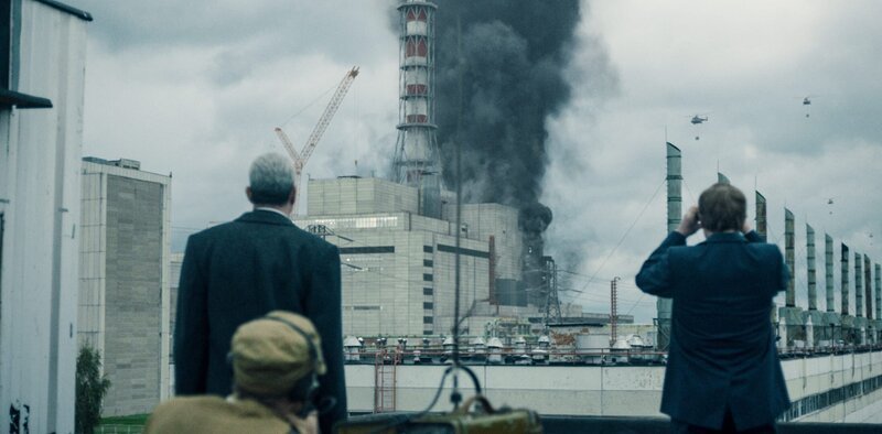 Boris Shcherbina (Stellan Skarsgård) und Valery Legasov (Jared Harris). – Bild: Sky UK Ltd /​ HBO