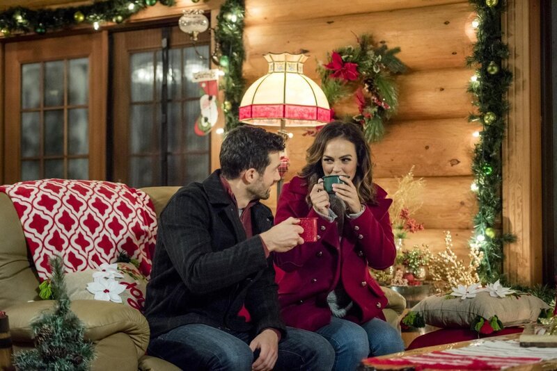 l-r: Alex (David Alpay), Laurel (Erin Cahill) – Bild: RTV SLO l-r: Alex (David Alpay), Laurel (Erin Cahill) – Bild: RTV SLO