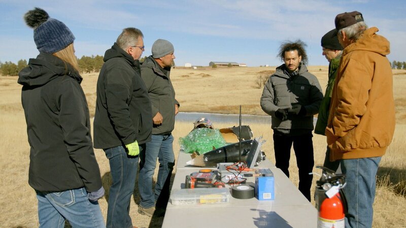 v.li.: Katie Paige, Mike Turicik, Allen Isdell, Andrew Bustamante, Paul Beban, Greg – Bild: THE HISTORY CHANNEL /​ A+E Networks