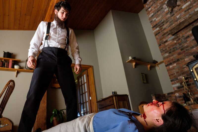 Ed Gingerich (Dylan Evans) und Katie Gingerich (Dianne Aguilar). – Bild: Darren Goldstein /​ abacus /​ History /​ DSG Photo