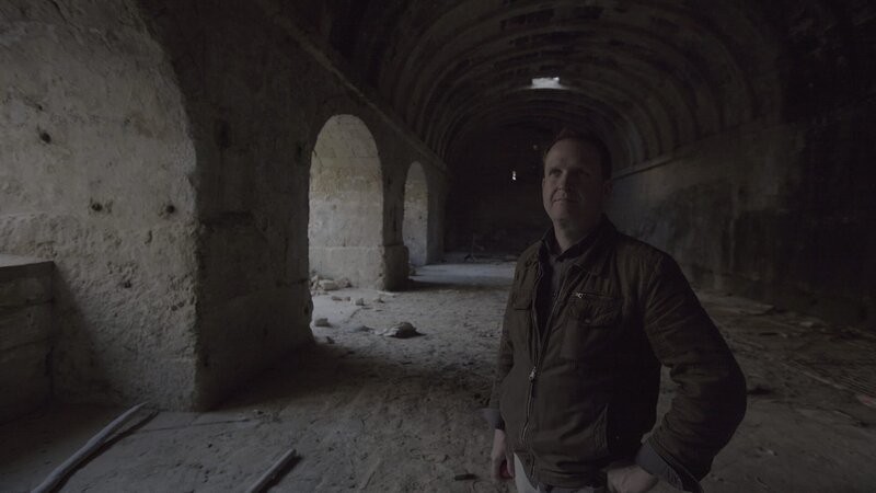Malta – Marty Morgan in den Tunneln von Valetta. (Paul Lang/​National Geographic) – Bild: Copyright © The National Geographic Channel.