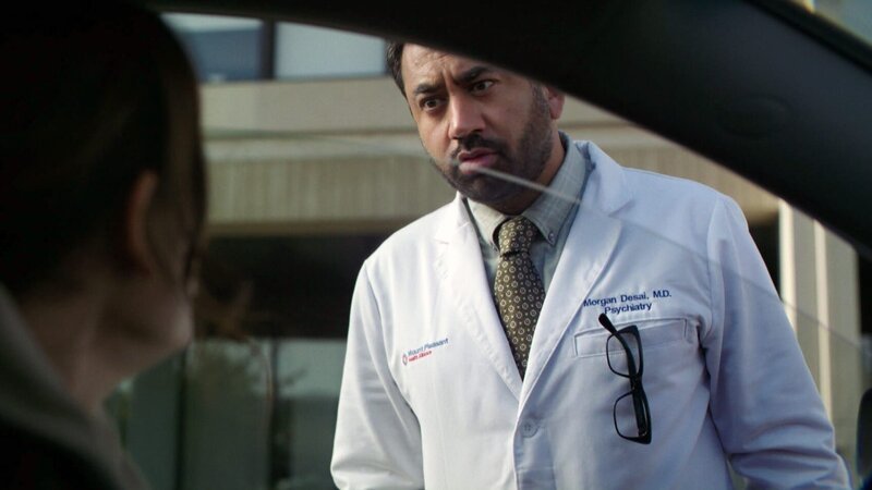Dr. Morgan Desai (Kal Penn) macht sich Sorgen um Rose – Bild: Paramount Players, a Division of Paramount Pictures Dr. Morgan Desai (Kal Penn) macht sich Sorgen um Rose – Bild: Paramount Players, a Division of Paramount Pictures