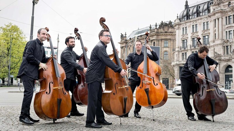Kontrabass virtuos! Ensemble Bassiona Amorosa – Bild: Arte