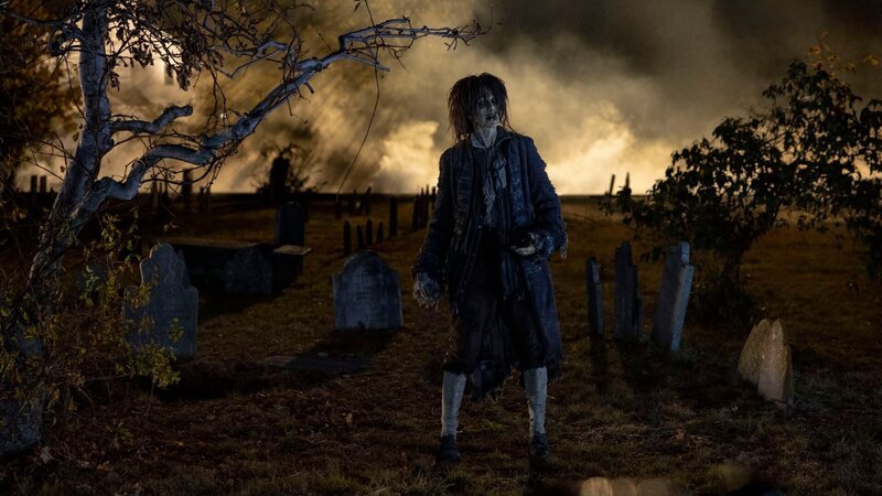 Doug Jones as Billy Butcherson in HOCUS POCUS 2, exclusively on Disney+. Photo by Matt Kennedy. Â© 2022 Disney Enterprises, Inc. All Rights Reserved. – Bild: Disney Enterprises, Inc.