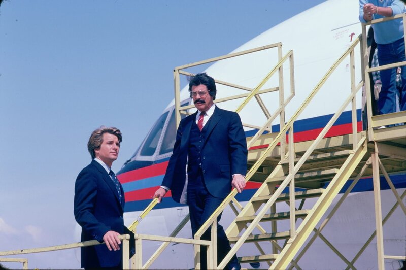 Templeton „Face“ Peck (Dirk Benedict, l.); John „Hannibal“ Smith (George Peppard, r.) – Bild: TVP