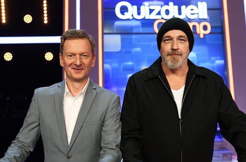 Die Kandidaten des Teams „Bühne“: Michael Kessler und Torsten Sträter, beide Comedians. – Bild: ARD/​Uwe Ernst