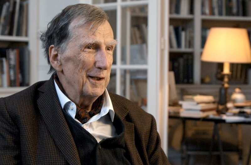 Mit großer Finesse und einer Prise Humor greift der französische Philosoph Bruno Latour vor der Kamera die wichtigsten Elemente seines Denkens auf und führt sie weiter. – Bild: YAMI