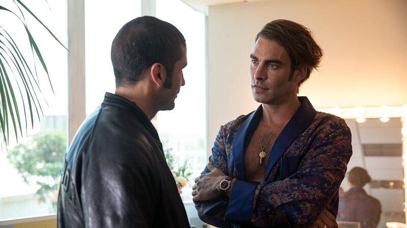 L-R: José Antonio (Álex García) und Caballero (Jon Kortajarena) – Bild: AXN