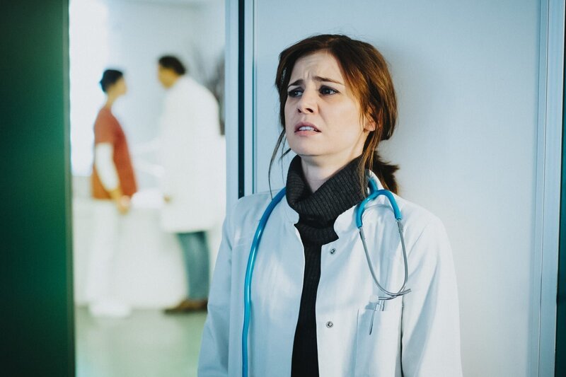 Marie Luise „Malu“ Barstedt (Josefine Preuß) – Bild: SAT.1 Marie Luise „Malu“ Barstedt (Josefine Preuß) – Bild: SAT.1