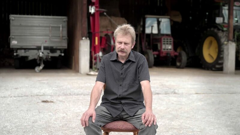 Armin Mayer, Landwirt in Treffen, Vizebürgermeister. – Bild: ORF/emb film Armin Mayer, Landwirt in Treffen, Vizebürgermeister. – Bild: ORF/emb film