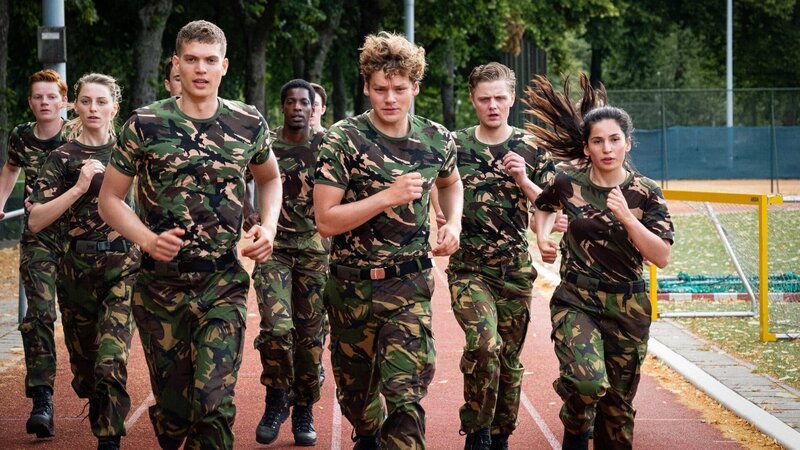 Rutger de Man, Guus Walema und Leyla Demir trainieren gemeinsam mit ihren Kamerad*innen. – Bild: Dinand van der Wal
