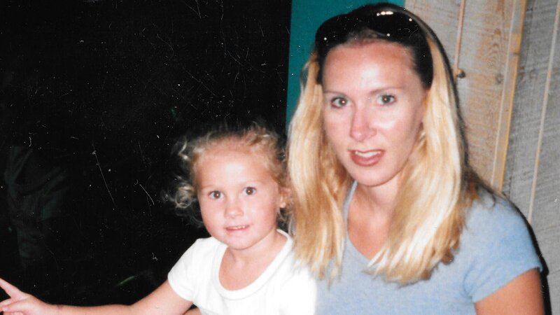 Jennifer Asbenson (r.) – Bild: Crime + Investigation /​ A+E Networks