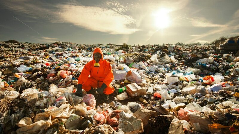 Recycling-Arbeiter – Bild: Milenko Bokan /​ Getty Images/​iStockphoto