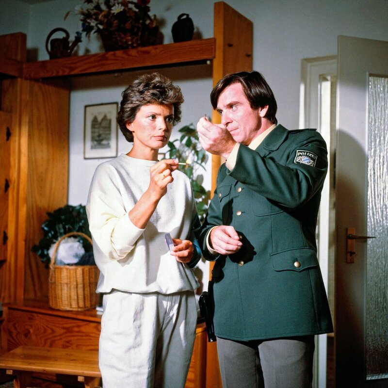 Ilona (Uschi Glas) und Helmut Heinl (Elmar Wepper). – Bild: BR/​Neue Münchner Fernsehproduktion