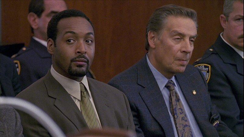 L-R: Ed Green (Jesse L. Martin), Lennie Briscoe (Jerry Orbach) – Bild: NBC Universal, Inc