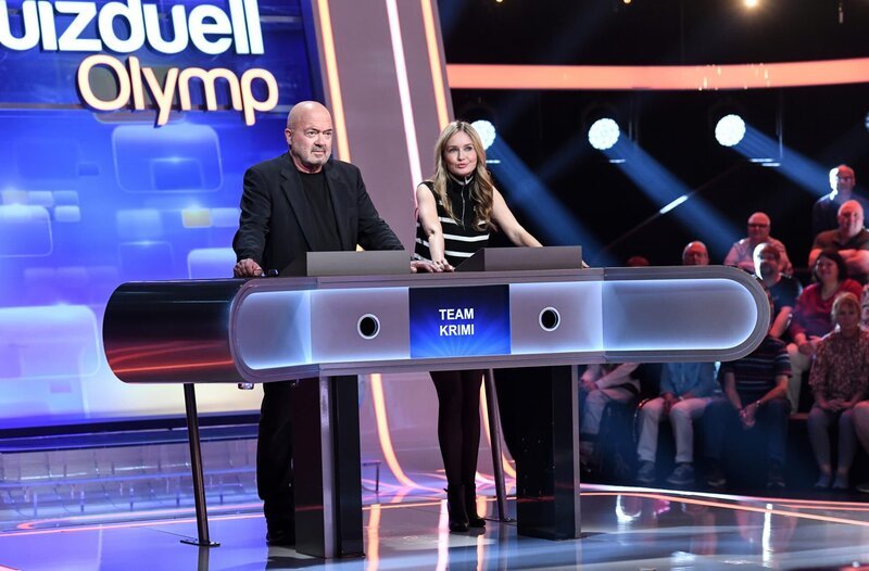 Die Kandidat:innen des Teams „Krimi“: Florian Martens (l.) Schauspieler und Stefanie Stappenbeck (r.), Schauspielerin. – Bild: ARD/​Uwe Ernst