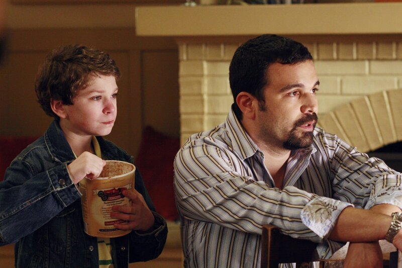 Jake Cherry, Ricardo Antonio Chavira. – Bild: American Broadcasting Companies, Inc.