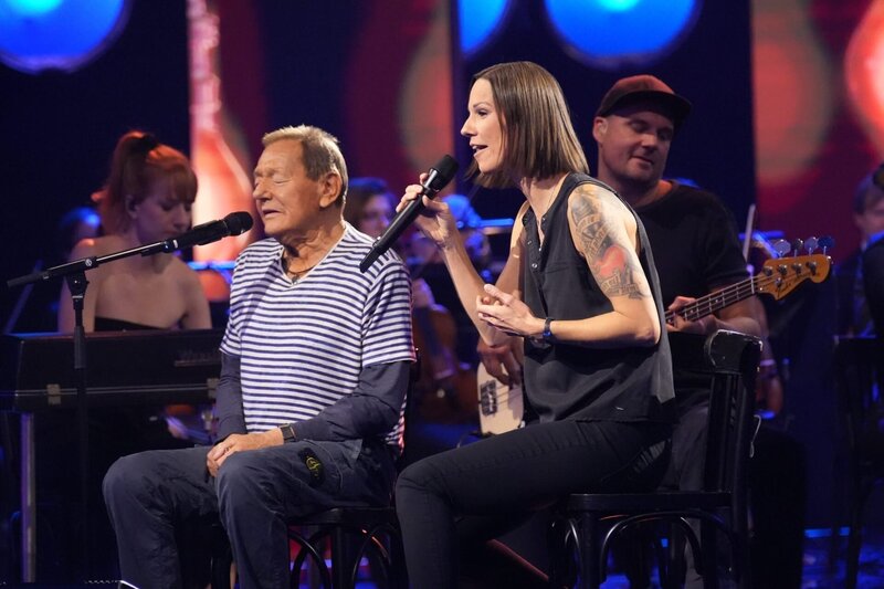 100 Jahre Radio - Die Show – Bild: ORF/​Roman Zach-Kiesling