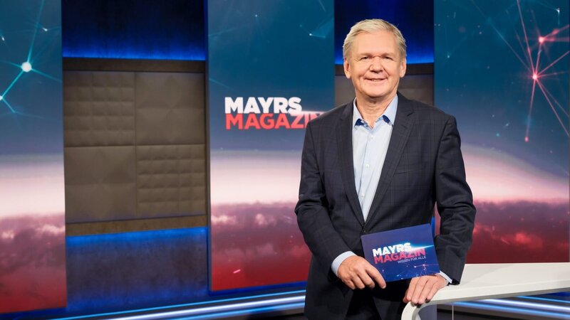 „Mayrs Magazin – Wissen für alle“ – Aktuell, anschaulich, lehrreich – das Wissenschaftsmagazin von und mit Günther Mayr zeigt jede Woche in informativen Beiträgen die neuesten Erkenntnisse der Forschung, die uns allen etwas bringen. Dazu gibt es spannende Reportagen von den interessantesten Forschungsschauplätzen in Österreich und weltweit. Regelmäßig werden erfolgreiche Wissenschaftlerinnen und Wissenschaftler, ihre persönlichen Zugänge und ihre herausfordernde Arbeit porträtiert. – Im Bild: Günther Mayr. – Bild: ORF/​Hans Leitner