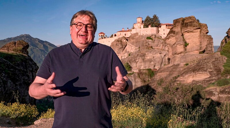 Filmemacher Thomas Junker in Meteora (Griechenland) – Bild: MDR/​Alexandra Junker