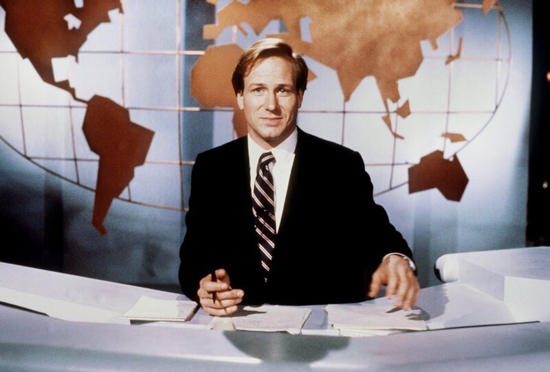 Nachwuchs-Moderator Tom Grunick (William Hurt) glaubt an seine große Chance, als er überraschend eine Sondersendung moderieren muss. – Bild: Kabel Eins Classics Nachwuchs-Moderator Tom Grunick (William Hurt) glaubt an seine große Chance, als er überraschend eine Sondersendung moderieren muss. – Bild: Kabel Eins Classics