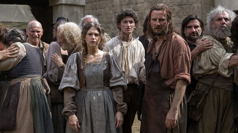 Jeannie und Bastien; ONE VERSAILLES, STAFFEL 3, FOLGE 4, „Verbrechen und Strafe“. – Bild: WDR/​Tibo et Anouchka/​Capa Drama/​Banijay Studios France/​Entre Chien et Loup /​Canal+