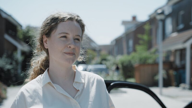 Allein zwischen den Fronten – Bild: Henner Besuch /​ ZDF