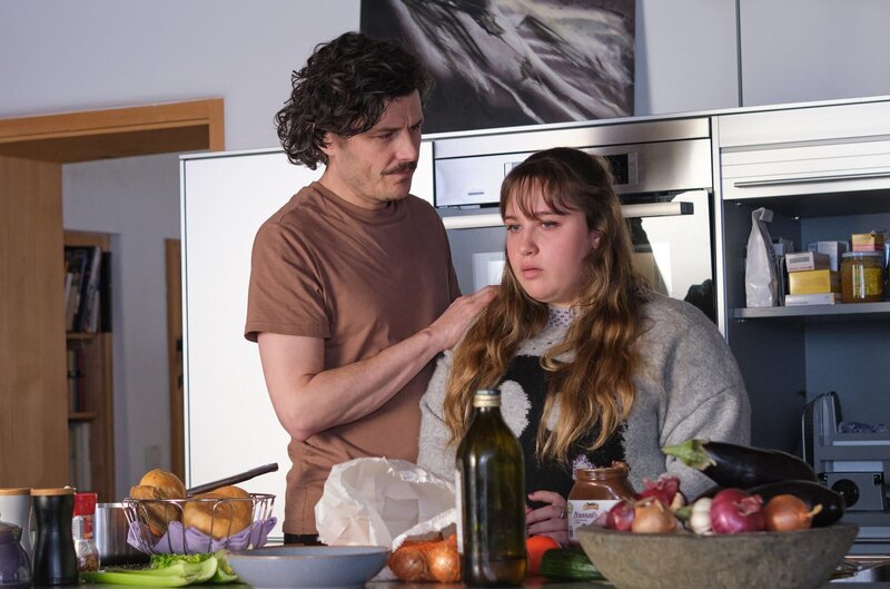 Weihnachtspäckchen ...haben alle zu tragen – Bild: Jacqueline Krause-Burberg