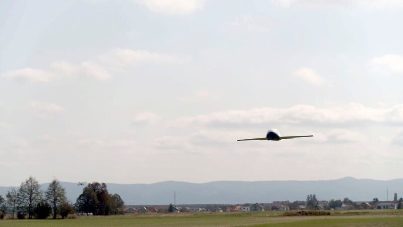 Transportdrohne beim Abheben – Bild: ServusTV/​Robert Pfannhauser