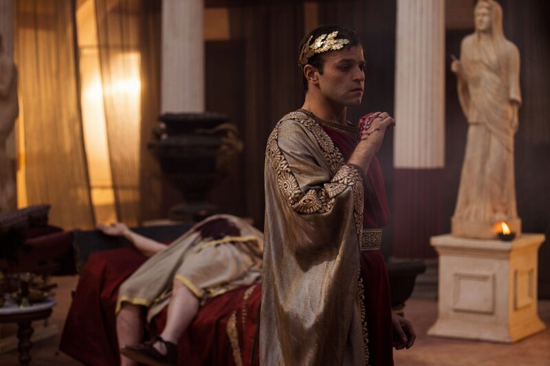 Alle römischen Kaiser haben großen Wert auf Spektakel und Spiele gelegt, aber nur einer tritt aus der Kaiserloge auf den Sand der Arena: Commodus. – Bild: THE HISTORY CHANNEL /​ Jose Sarmento Matos