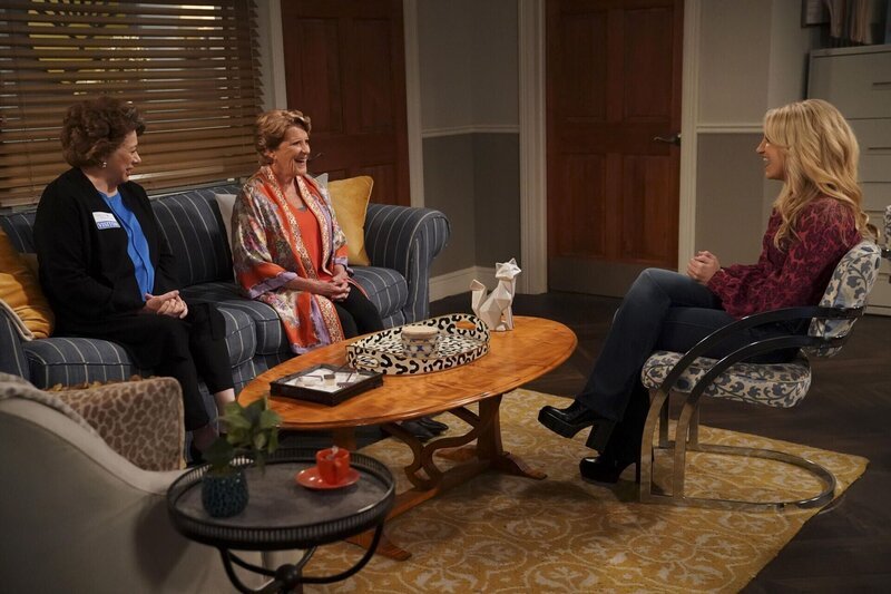 (v.l.n.r.) Irene (Rondi Reed); Norma (Linda Lavin); Gina Dabrowski (Annaleigh Ashford) – Bild: Warner Bros Entertainment Inc.