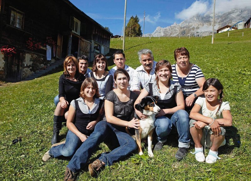 SF bi de Lüt Familiensache Spezial Folge 1 Bergbauernfamilie Gisler – Bild: Emmanuel Ammon