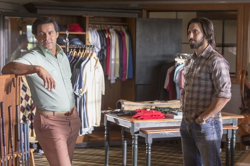 Miguel (Jon Huertas, l.) steht Jack (Milo Ventimiglia, r.) zur Seite, als Rebecca mit emotionalen Gefühlen zu kämpfen hat … – Bild: Twentieth Century Fox Film Corporation /​ NBCUniversal Media, LLC