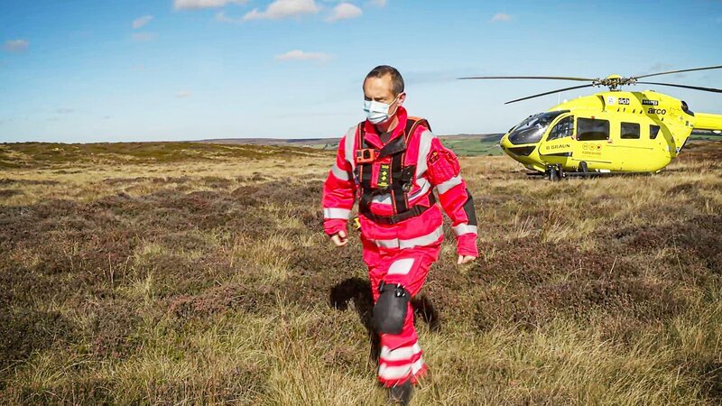 Andrew Armitage, Rettungsassistent (HEMS) – Bild: Warner Bros. Discovery