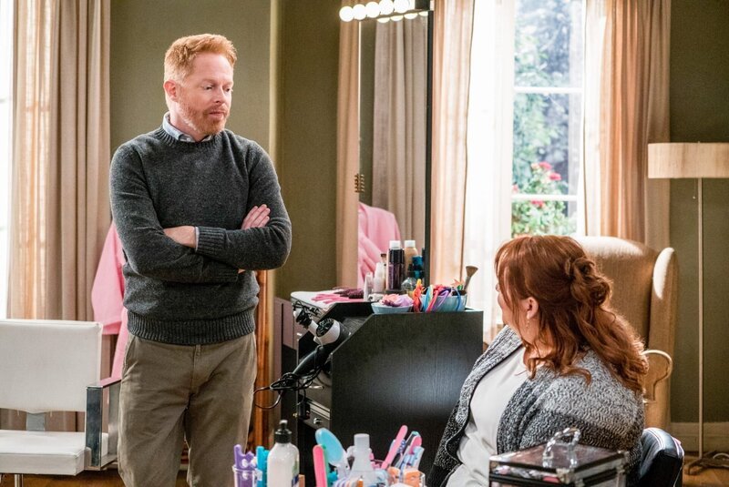 L-R: Mitchell Pritchett (Jesse Tyler Ferguson), Pameron Tucker (Dana Powell) – Bild: ORF/​20th Century Fox