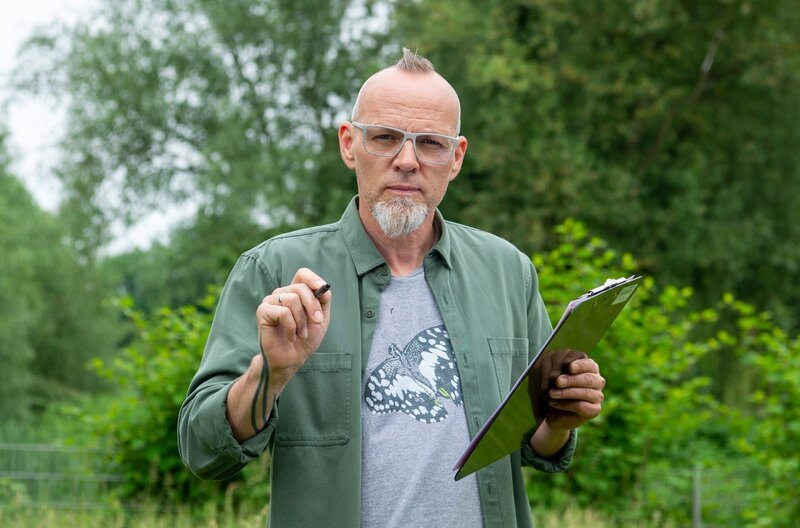 Immer öfter erreichen uns erschütternde Nachrichten darüber, dass eine weitere Tierart vom Aussterben bedroht ist. Thomas D erklärt es, bei „Wissen vor acht – Natur. – Bild: ARD/​Melanie Grande