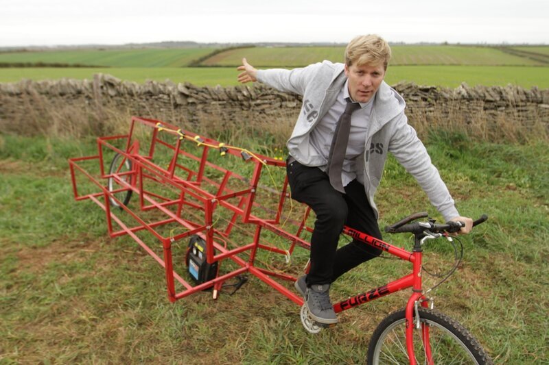 Colin Furze /​1000 Rockets. – Bild: Science Channel /​ Discovery Communications