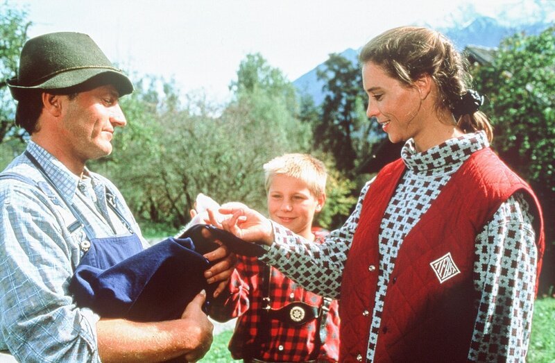 (v.li.): Gerhard Acktun (Franz Wildgruber), Stefan Berger (Jakob Wildgruber), Carin C. Tietze (Traudl). – Bild: ORF/​Beta Film