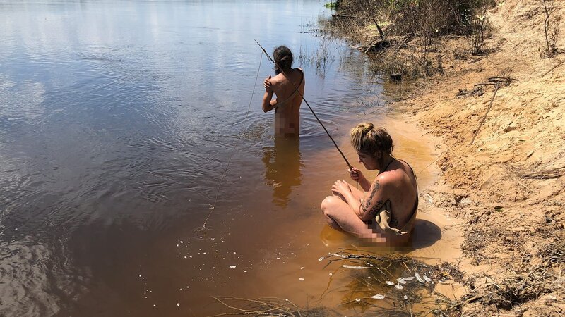 Nathan und Whitney beim Angeln. – Bild: Discovery Communications