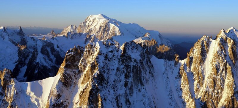 Der Mont Blanc, der höchste Berg der Alpen. – Bild: HR/​SWR/​AMP