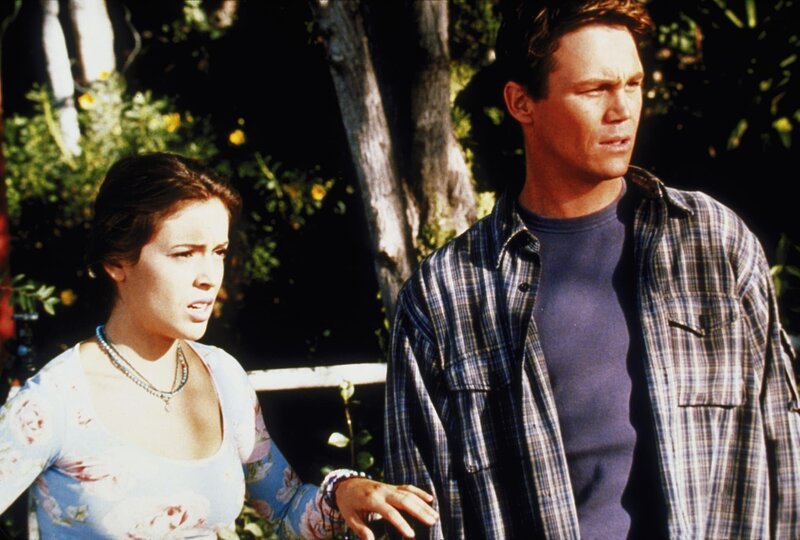 Phoebe (Alyssa Milano, l.); Leo (Brian Krause, r.) – Bild: CBS Studios Inc.