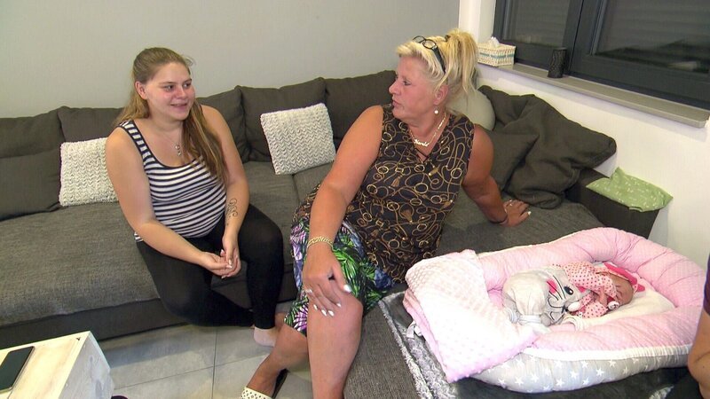 Silvia freut sich besonders auf den neuesten Familienzuwachs: Sylvanas und Flos Tochter Anastasia. – Bild: RTLZWEI