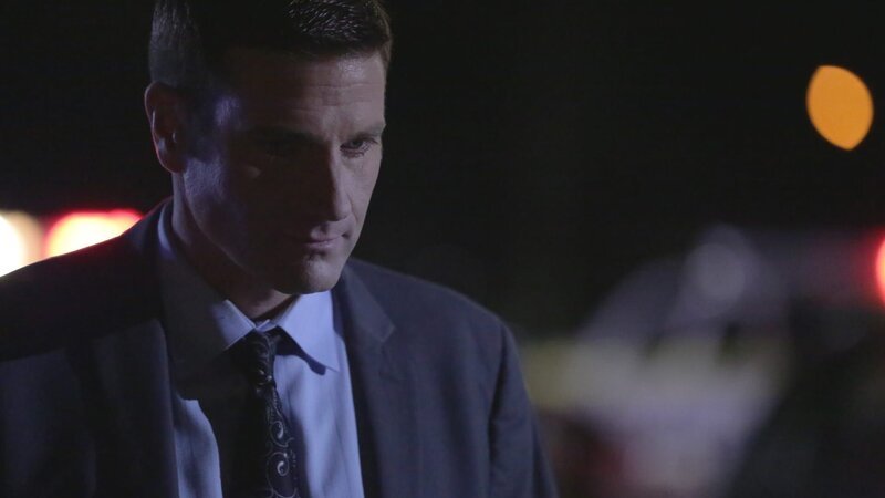 Auf der Suche nach dem grausamen Parkplatz-Mörder: Lieutenant Joe Kenda (Carl Marino) … – Bild: Jupiter Entertainment