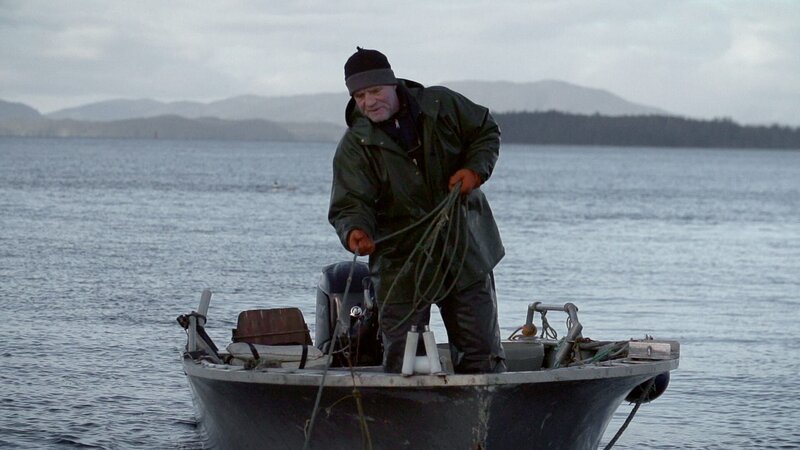 Sam Carlson reels in his anchor line in. (National Geographic/​Kevin Nowicki) – Bild: National Geographic