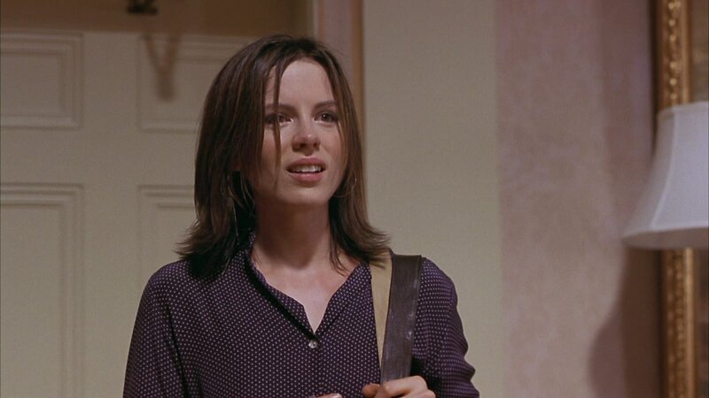 Sara Thomas (Kate Beckinsale) – Bild: ATV II Sara Thomas (Kate Beckinsale) – Bild: ATV II