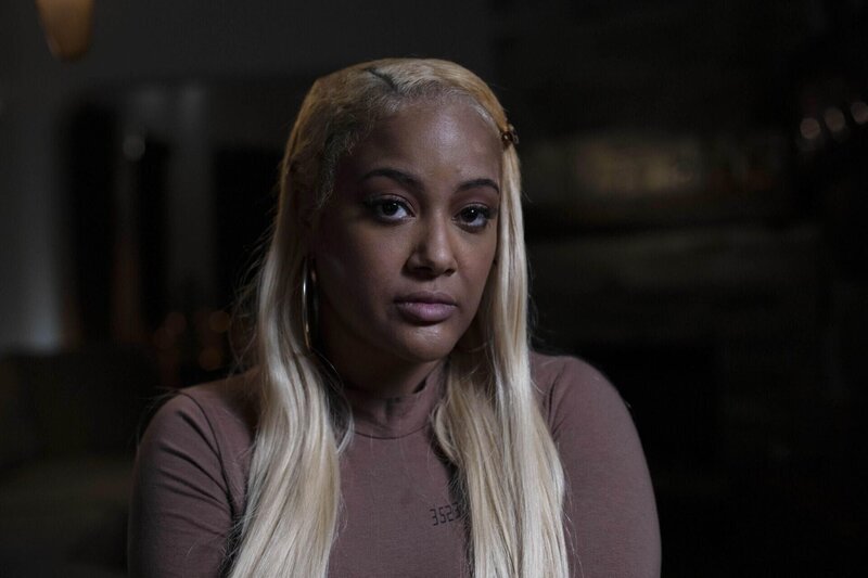 Tequila Suters Freundin Ashley Searight. – Bild: RTL /​ Arrow International Media/​ Saloon Media